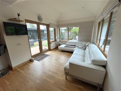 SUN ROOM